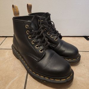 Dr. Martens Vegan 101 Felix Ankle Boots Size 6